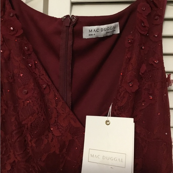 Elegant Red Lace Tiered Dress - Picture 5 of 7